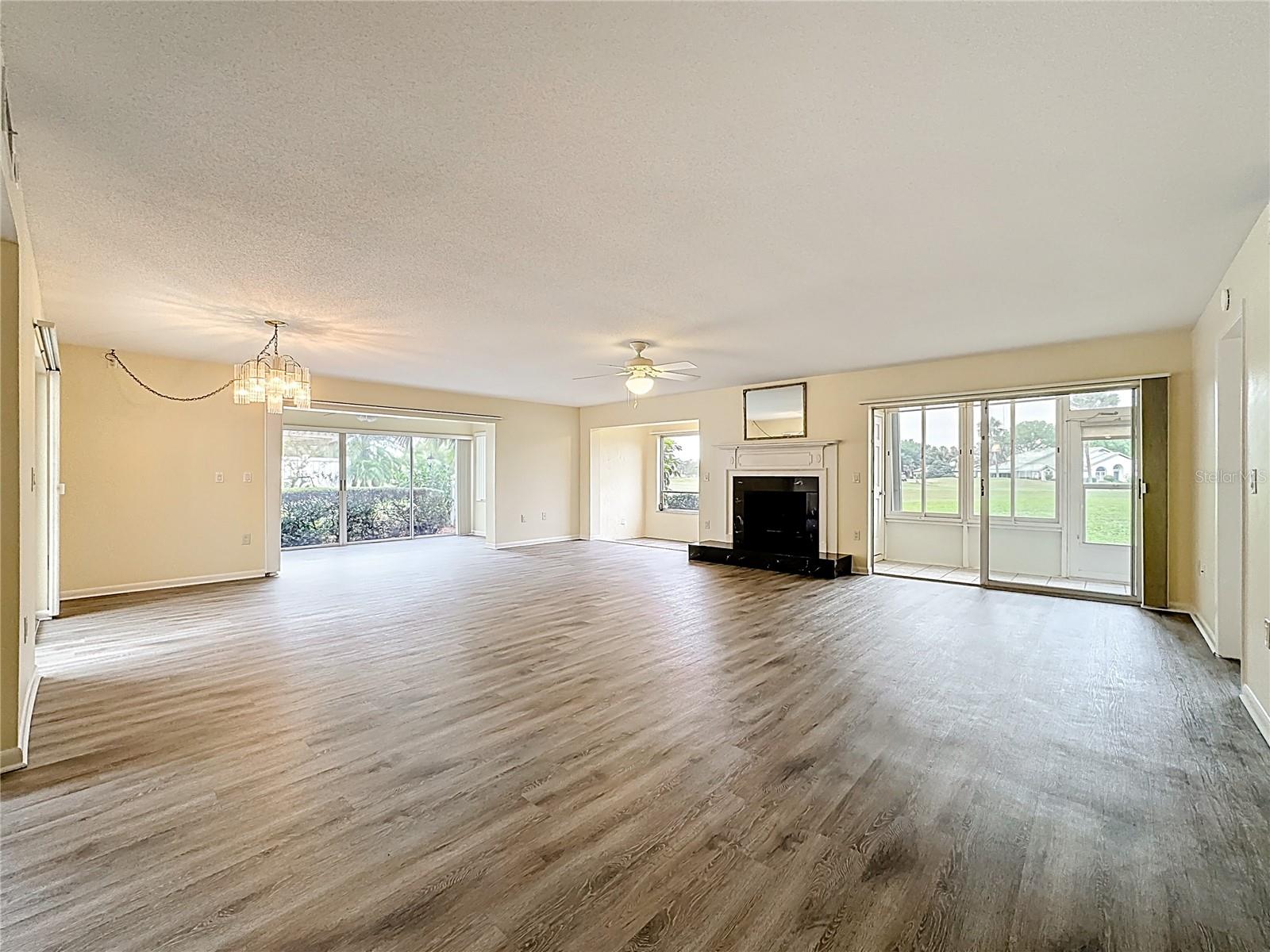 CAPRI WEST - Residential