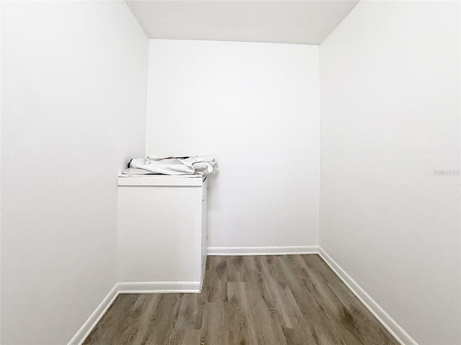 CAPRI WEST - Residential