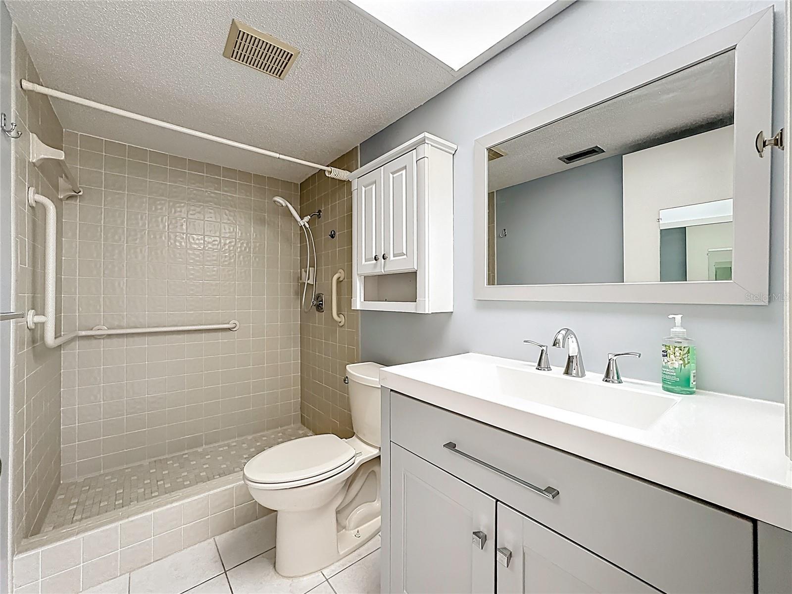 CAPRI WEST - Residential