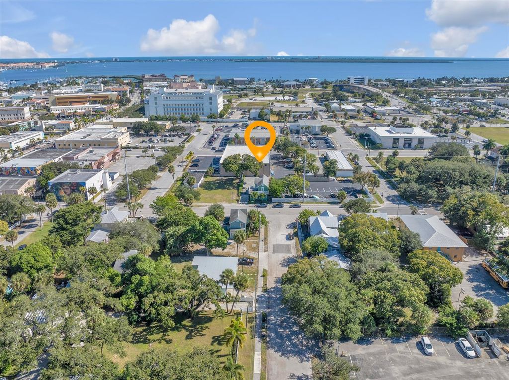 Photo of 212 S 7th Street, Fort Pierce, FL 34950 (MLS # O6360237)
