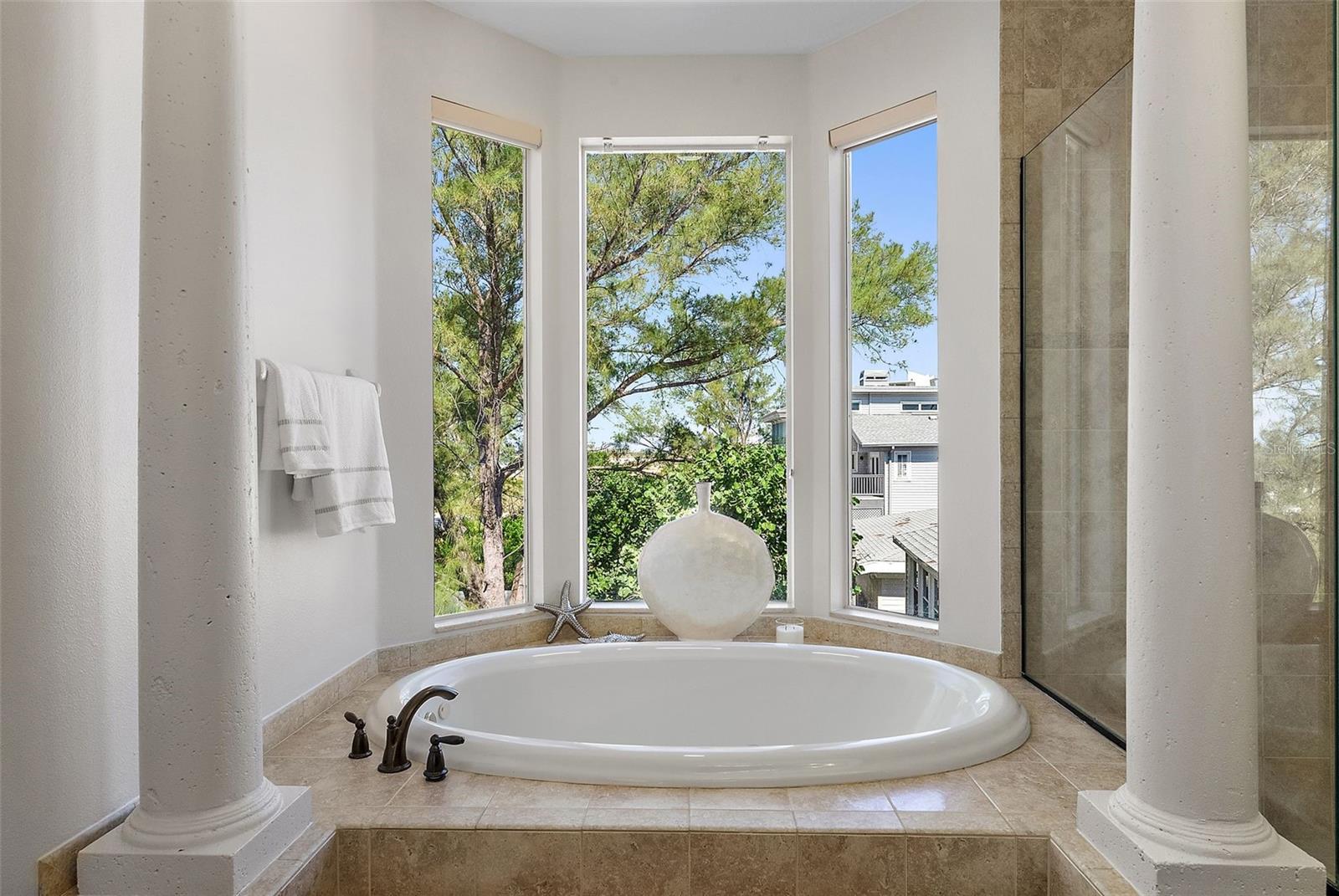 BOCA CIEGA PASS SUB - Residential