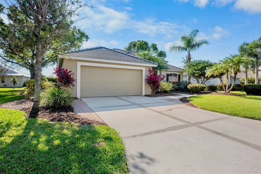 Photo of 7993 Meadow Rush Loop, Sarasota, FL 34238 (MLS # A4673234)