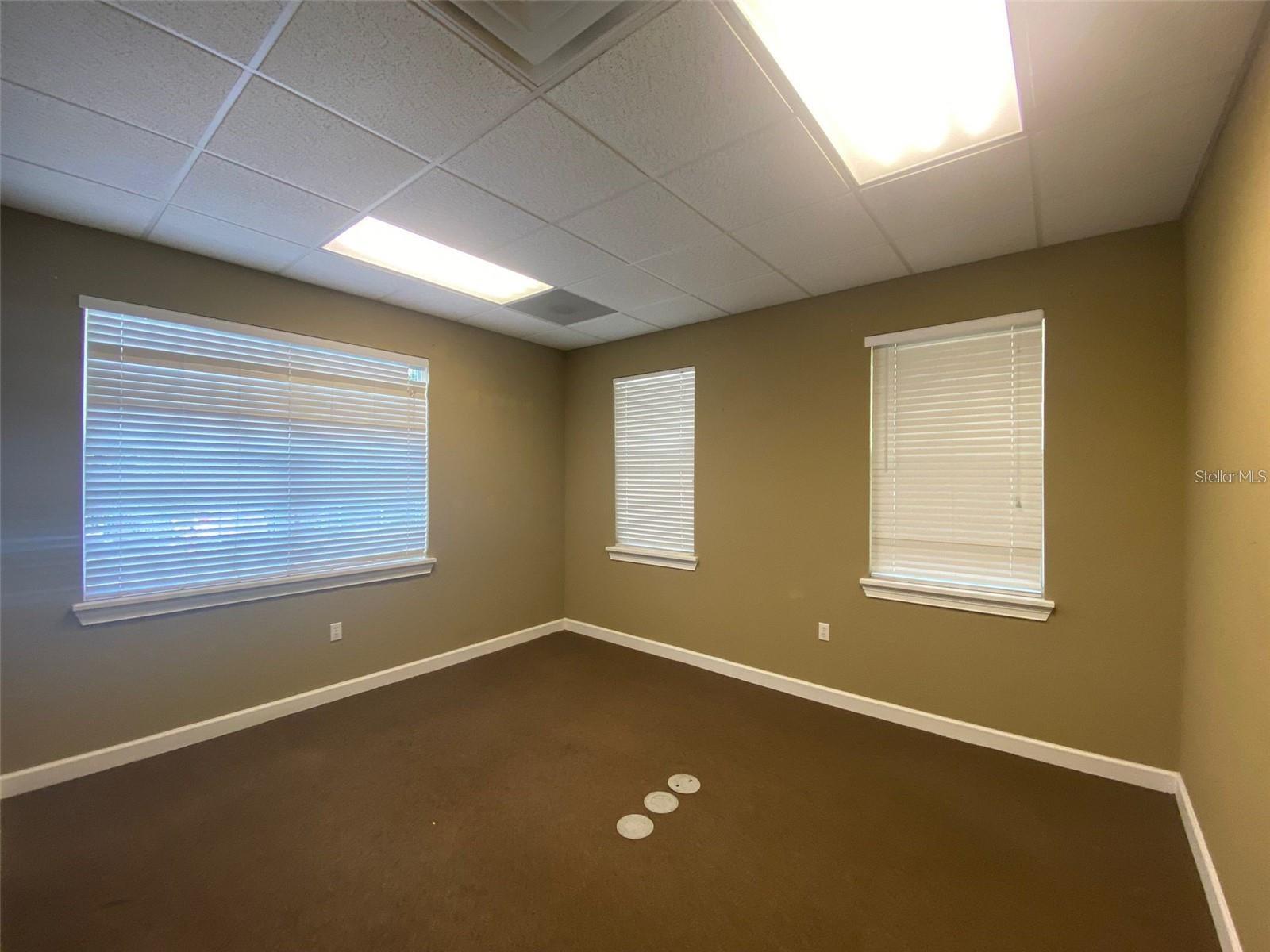 ALAFAYA PROFESSIONAL PARK - Commercial Lease