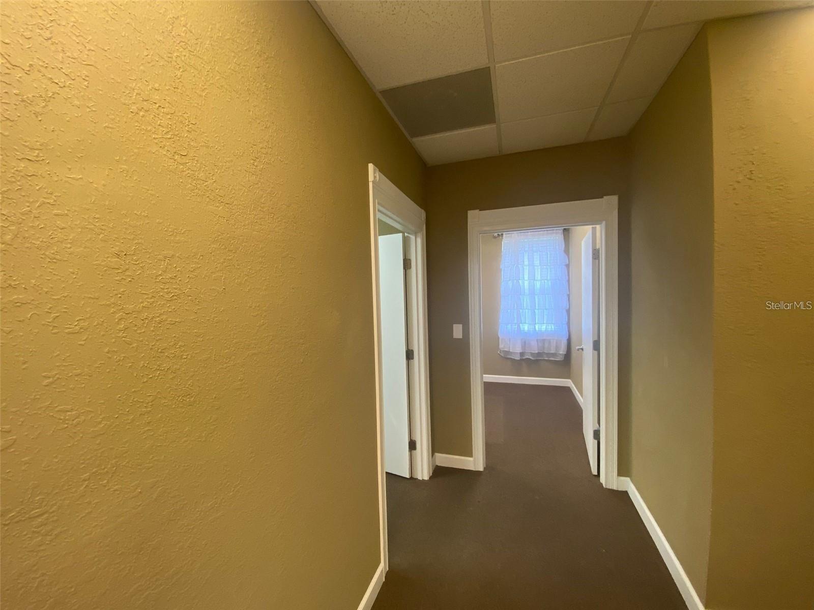 ALAFAYA PROFESSIONAL PARK - Commercial Lease