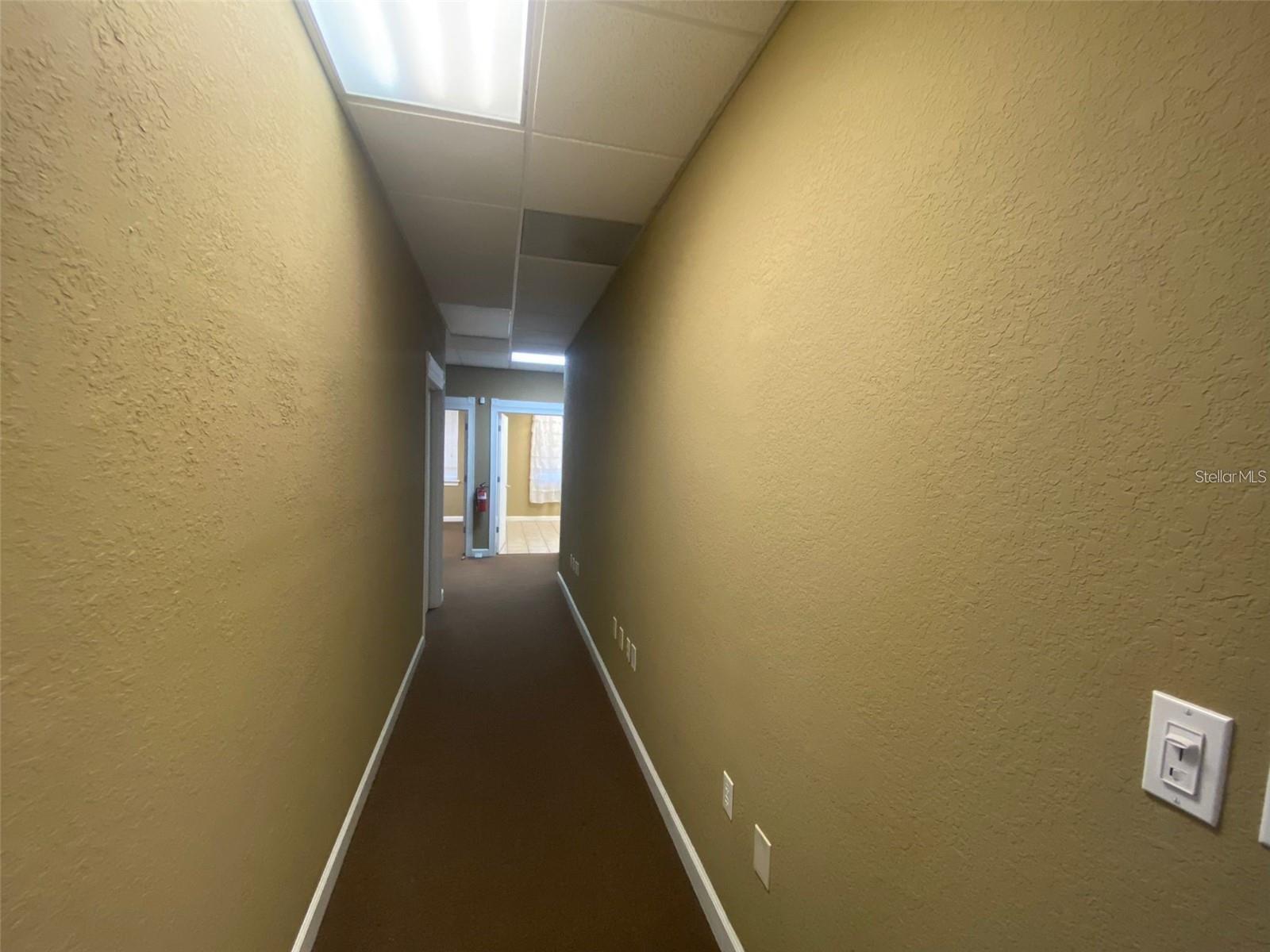 ALAFAYA PROFESSIONAL PARK - Commercial Lease