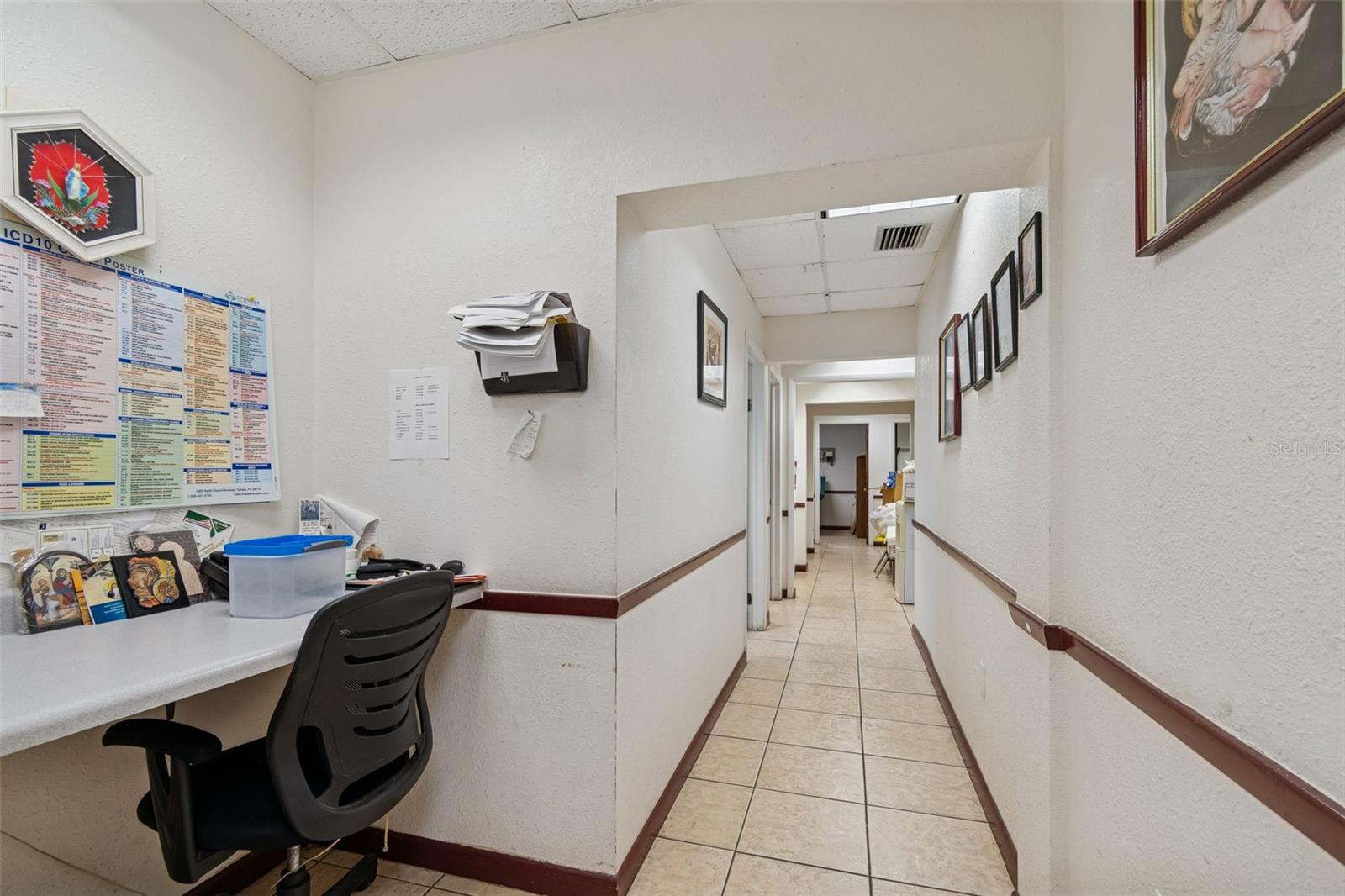 KORTSCHS WEDGEWOOD PARK TR A PT REP - Commercial Sale