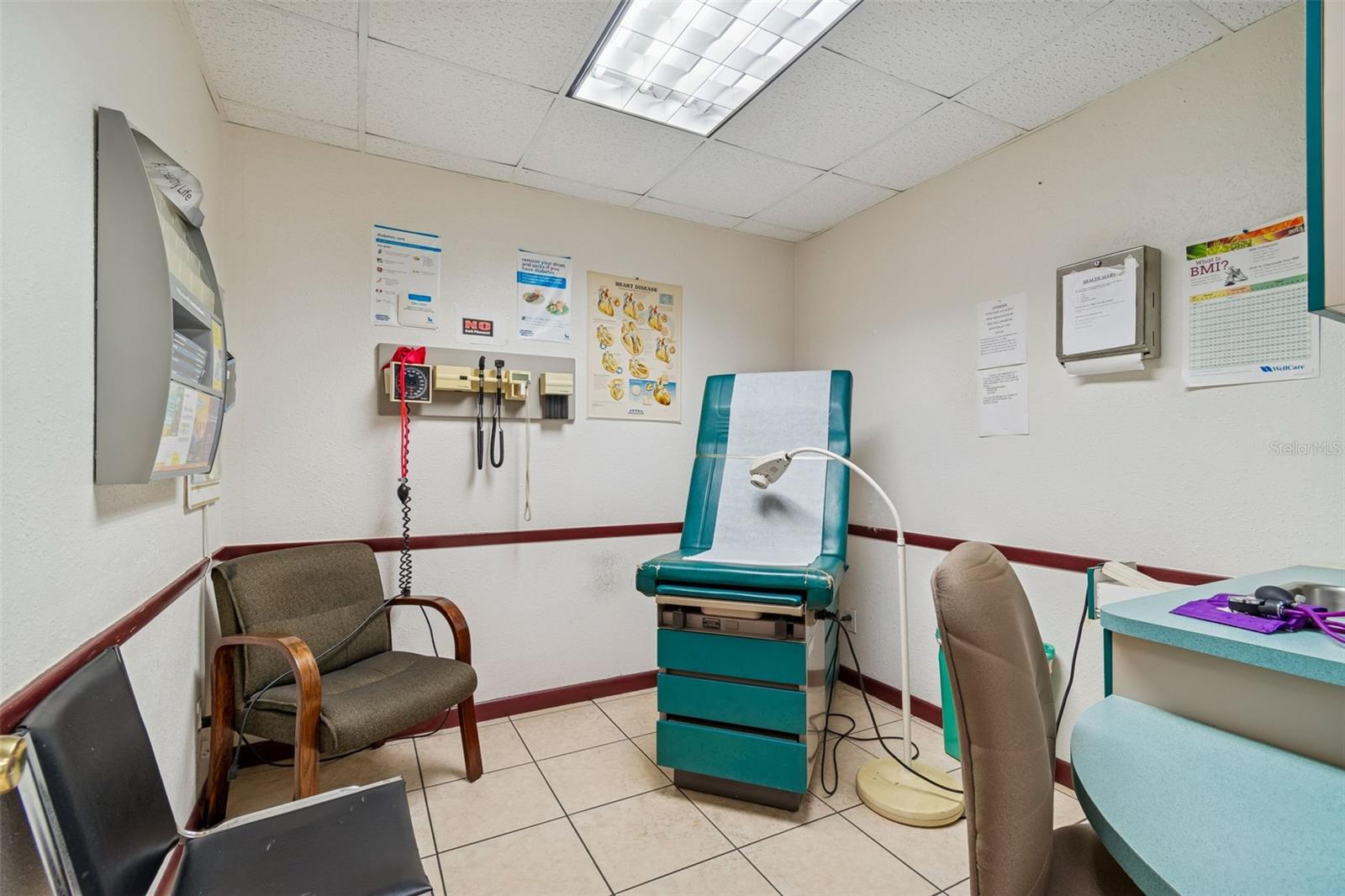 KORTSCHS WEDGEWOOD PARK TR A PT REP - Commercial Sale