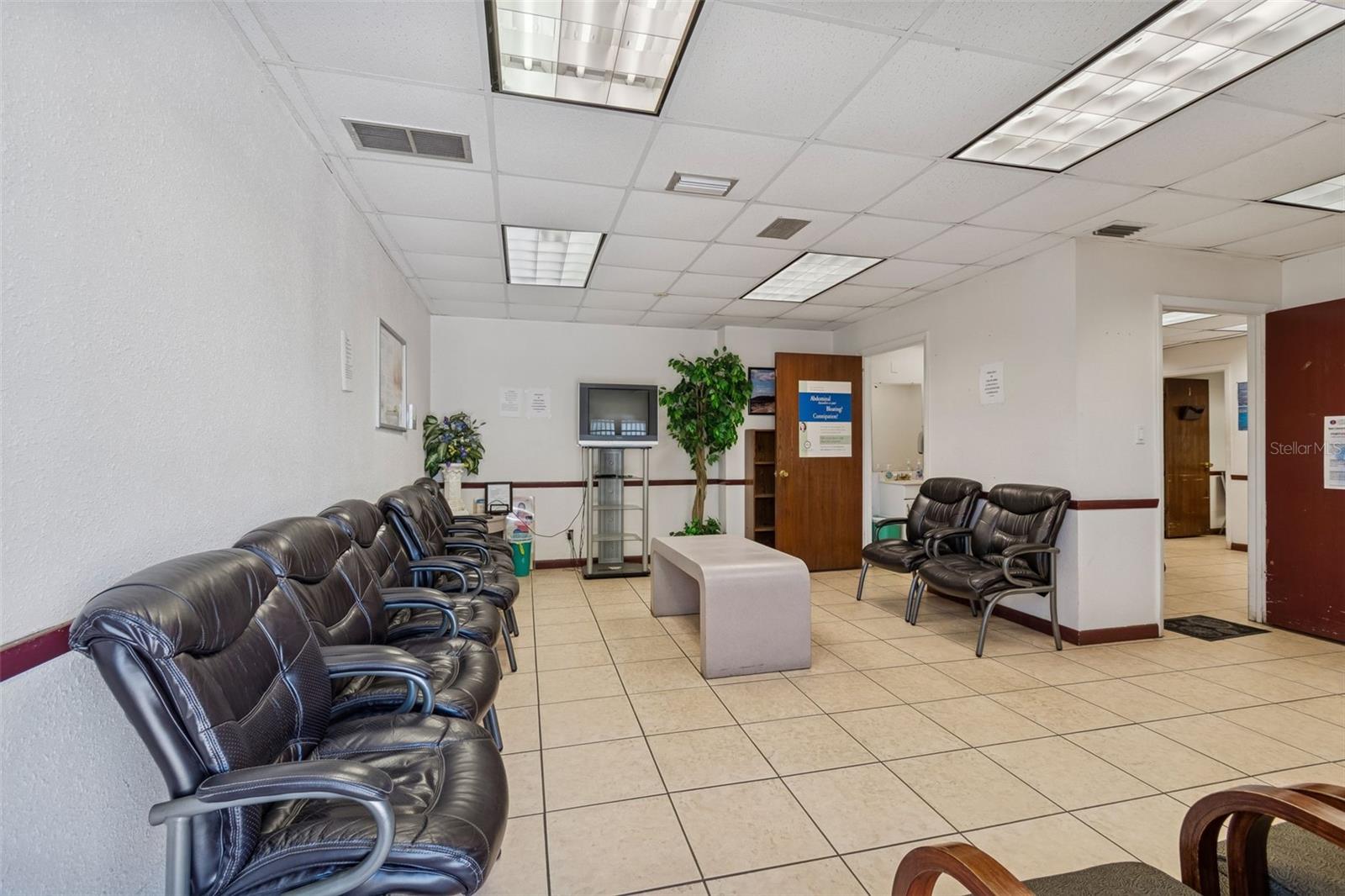 KORTSCHS WEDGEWOOD PARK TR A PT REP - Commercial Sale