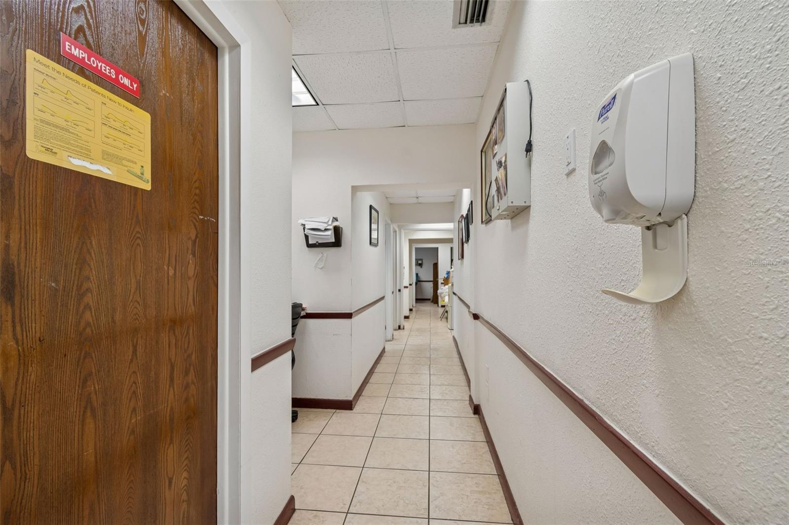 KORTSCHS WEDGEWOOD PARK TR A PT REP - Commercial Sale