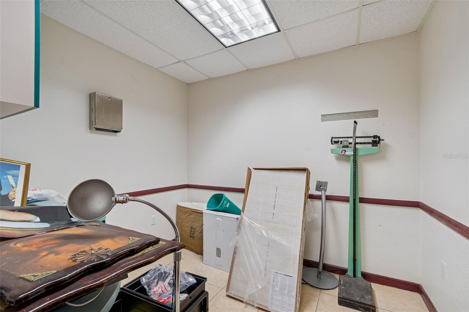 KORTSCHS WEDGEWOOD PARK TR A PT REP - Commercial Sale