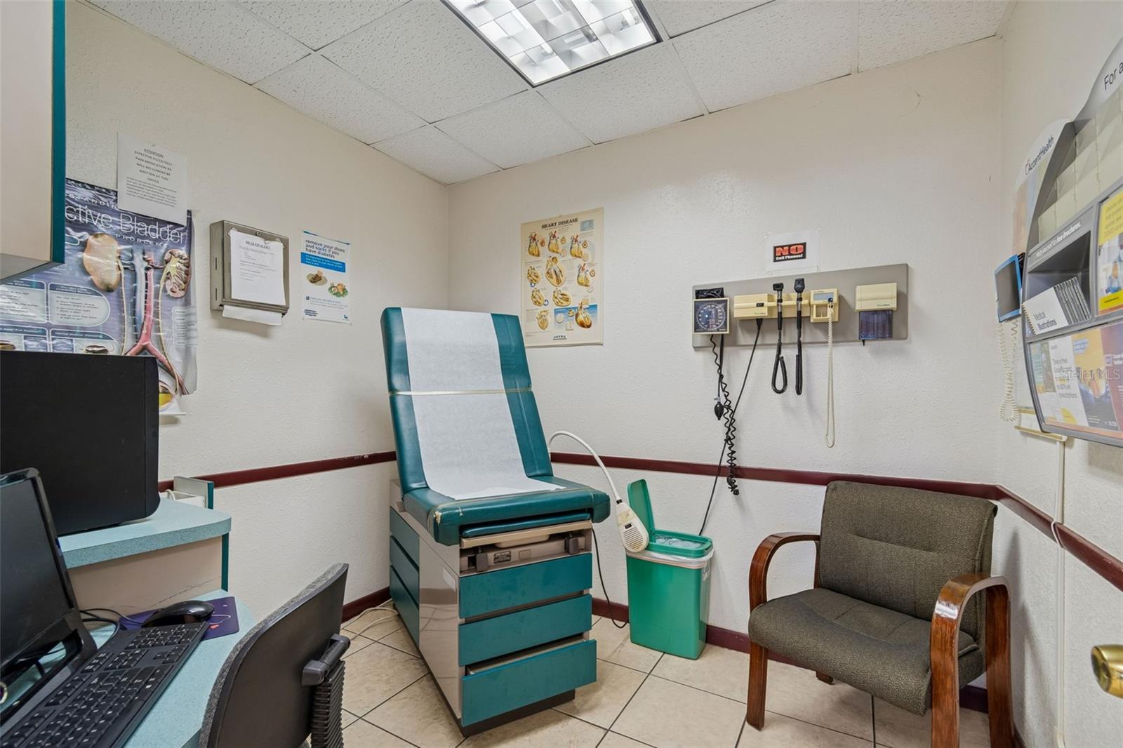 KORTSCHS WEDGEWOOD PARK TR A PT REP - Commercial Sale