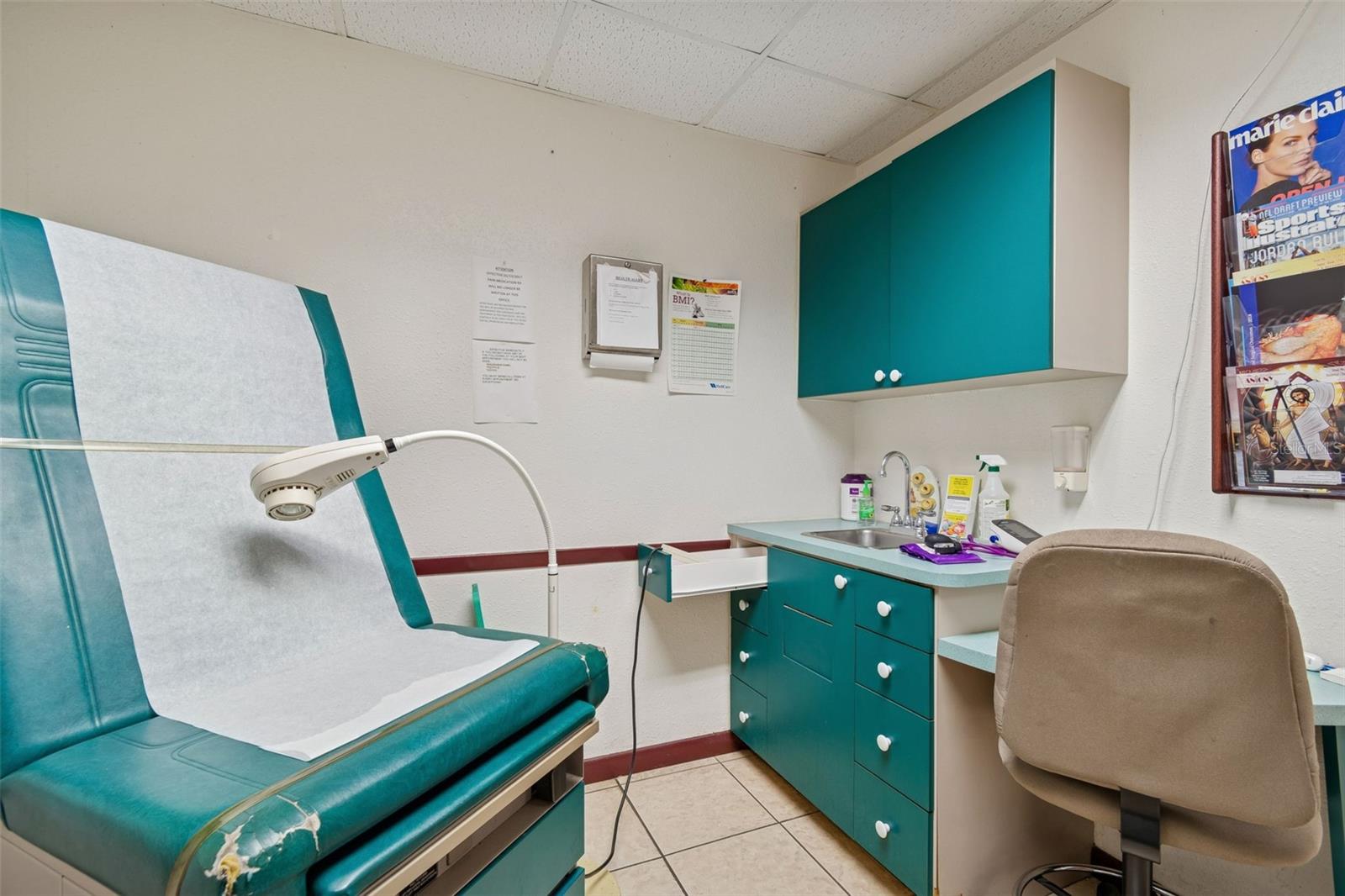 KORTSCHS WEDGEWOOD PARK TR A PT REP - Commercial Sale