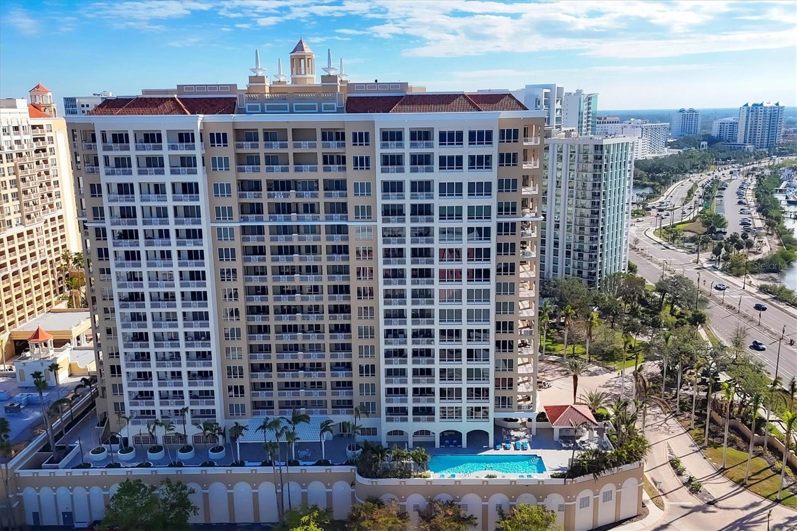 THE TOWER RESIDENCES - Residential