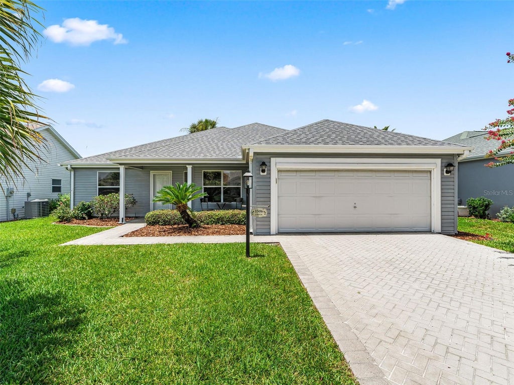 Photo of 1506 Rocha Lane, Lady Lake, FL 32159 (MLS # G5115225)