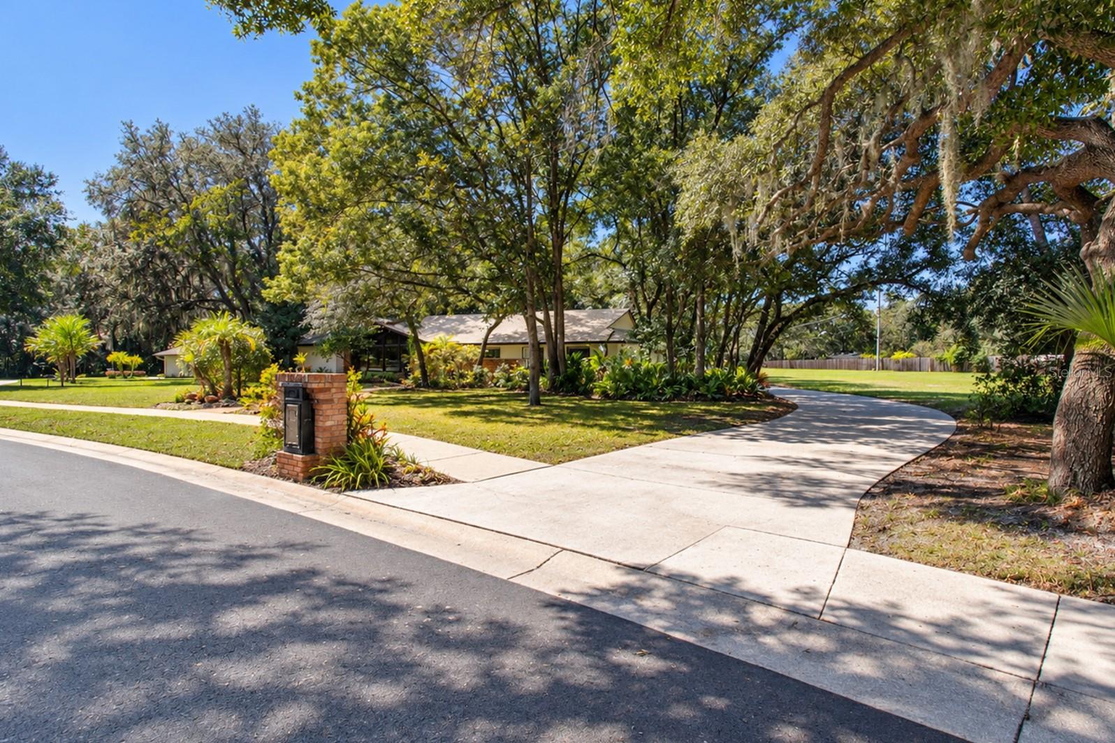 400 BLUE LAKE DRIVE