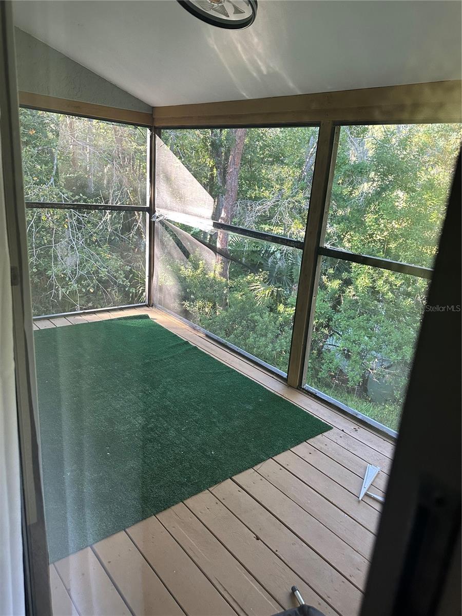 BRANDYWINE CONDO 02 - Residential Lease