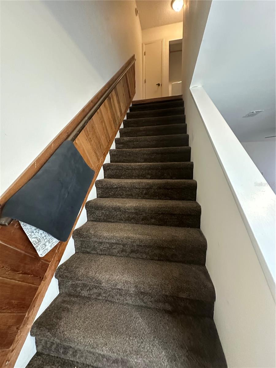 BRANDYWINE CONDO 02 - Residential Lease