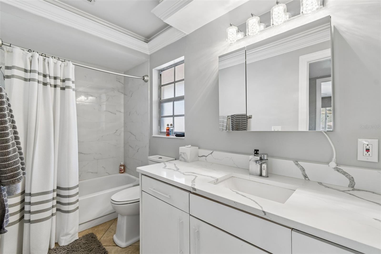 AZALEA WOODS CONDO - Residential
