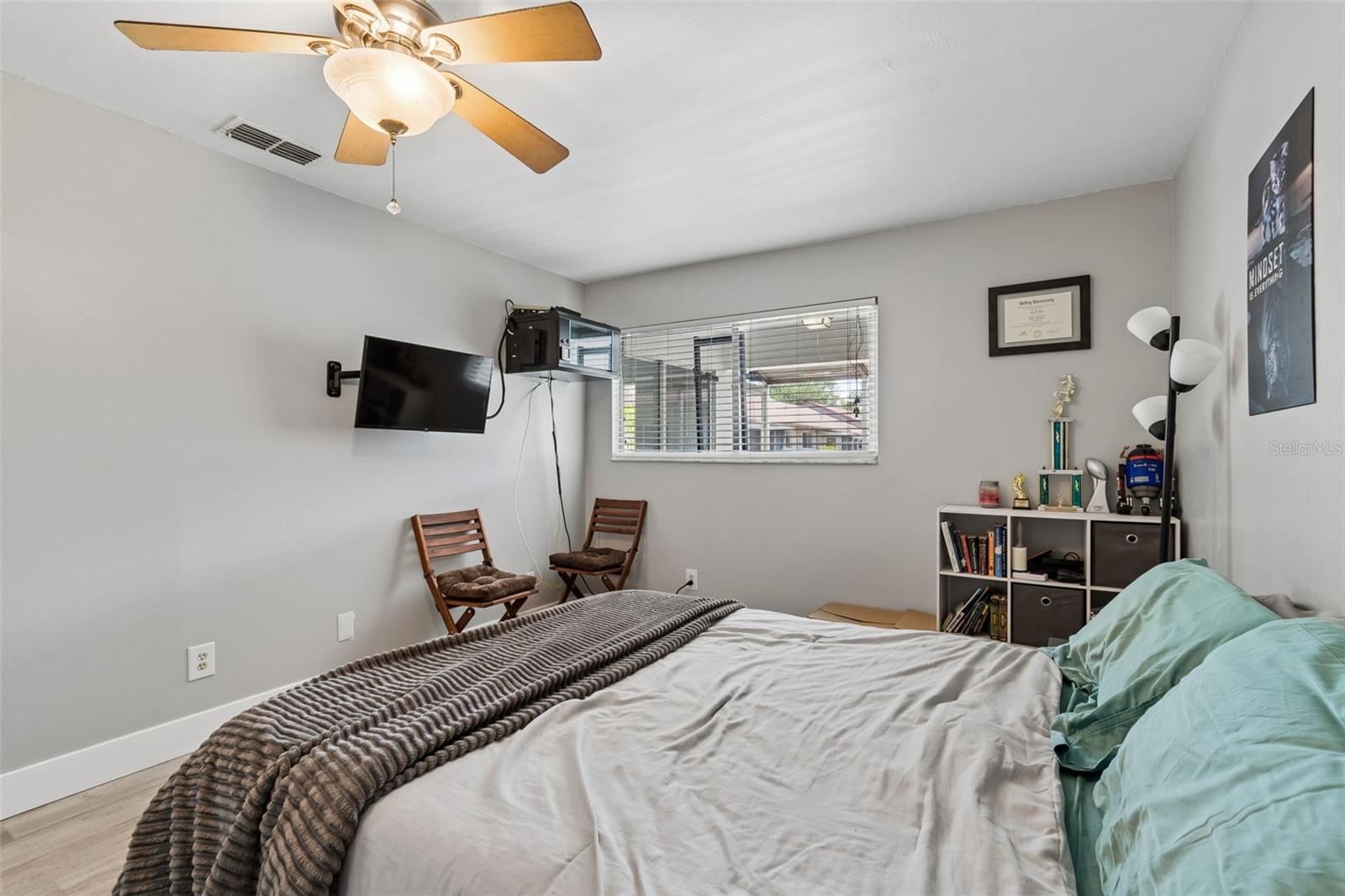 AZALEA WOODS CONDO - Residential