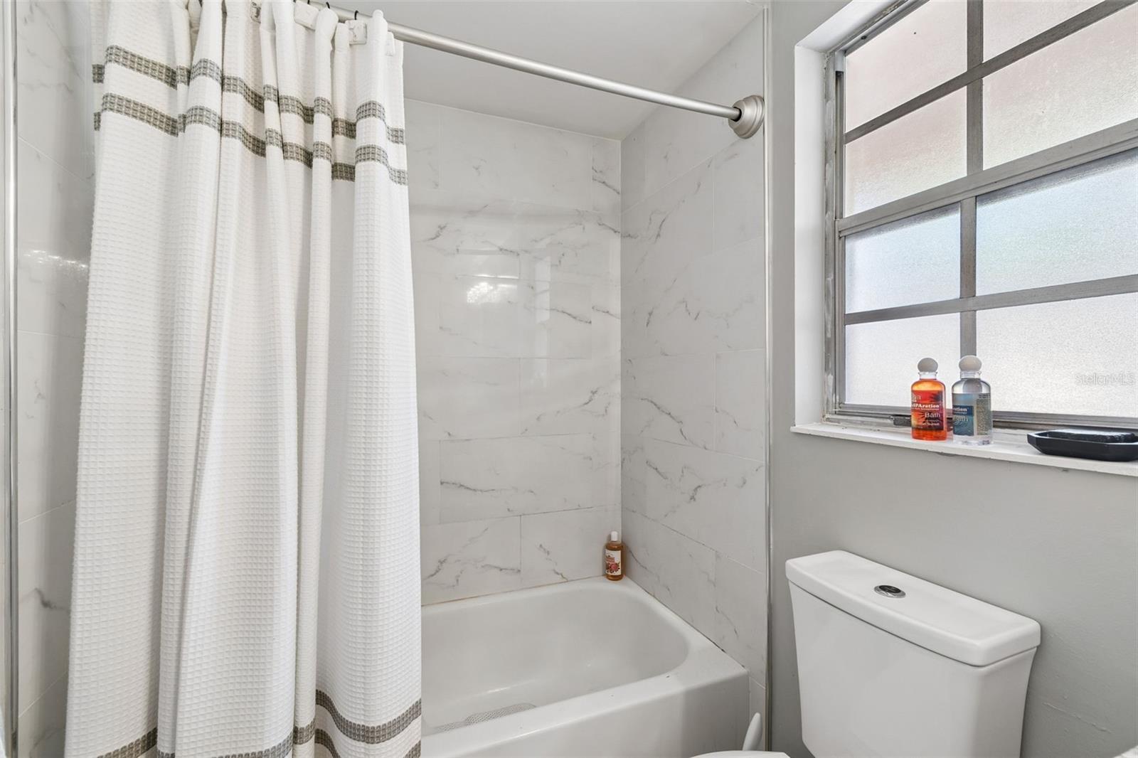 AZALEA WOODS CONDO - Residential