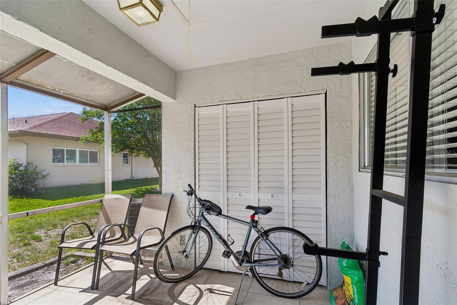 AZALEA WOODS CONDO - Residential