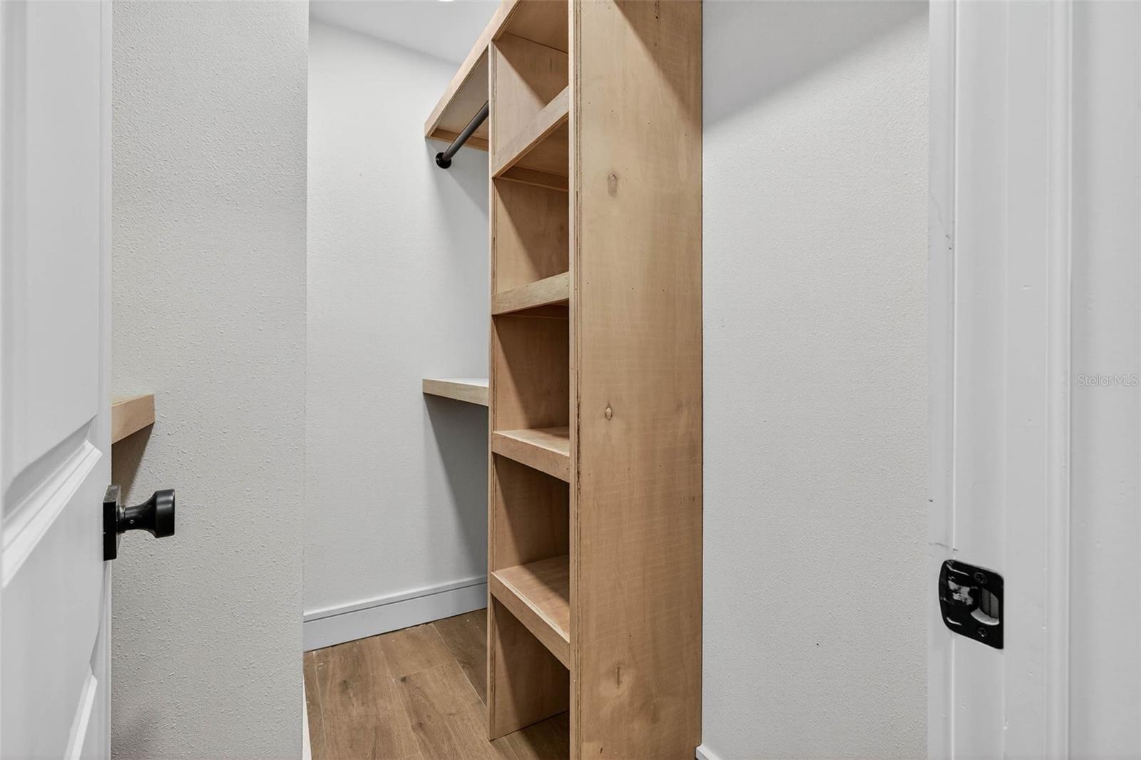 SHORE ACRES OVERLOOK SEC - Residential Lease