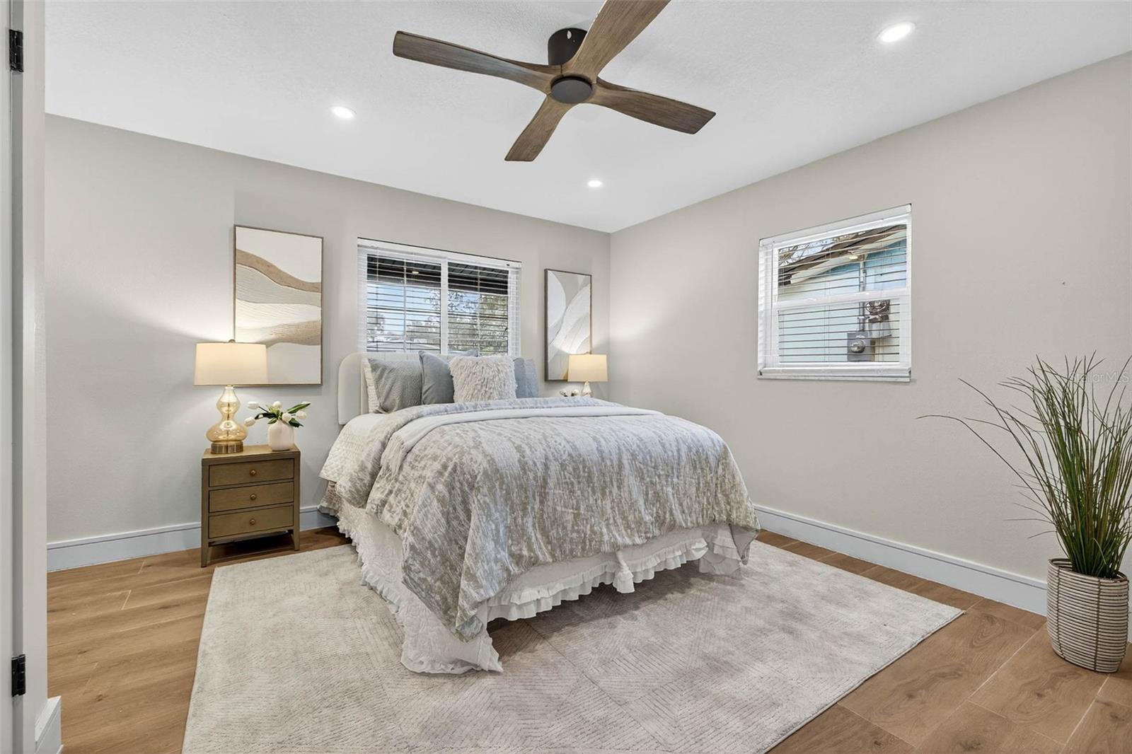 SHORE ACRES OVERLOOK SEC - Residential Lease