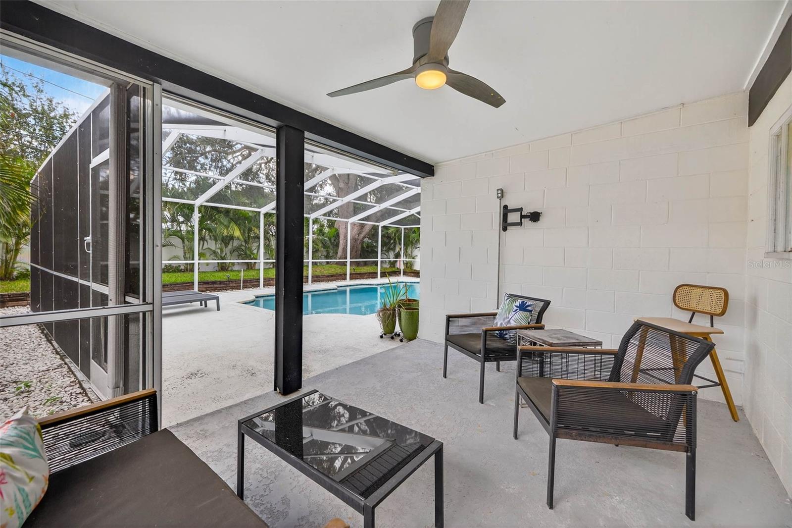 SHORE ACRES OVERLOOK SEC - Residential Lease