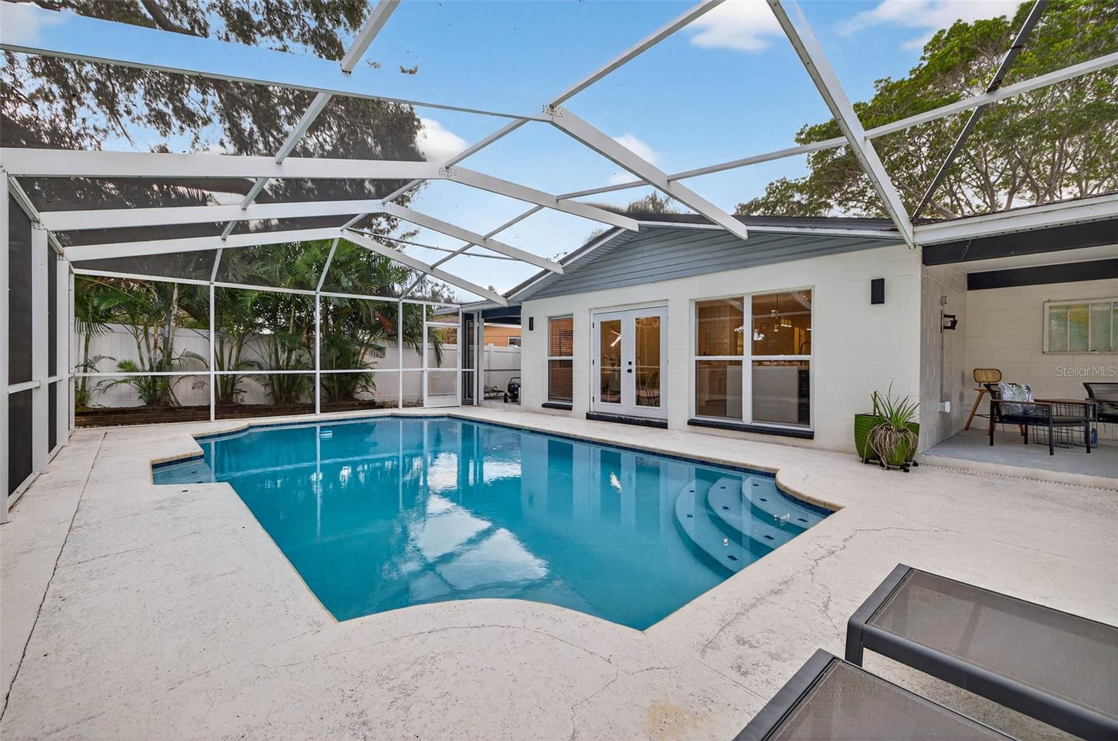 SHORE ACRES OVERLOOK SEC - Residential Lease