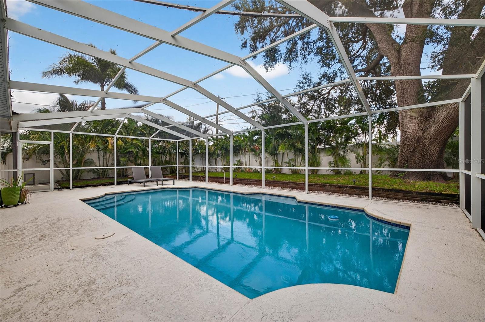 SHORE ACRES OVERLOOK SEC - Residential Lease