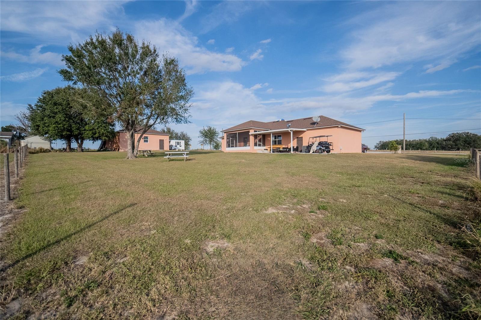 ALTURAS DEV CO SUB - Residential