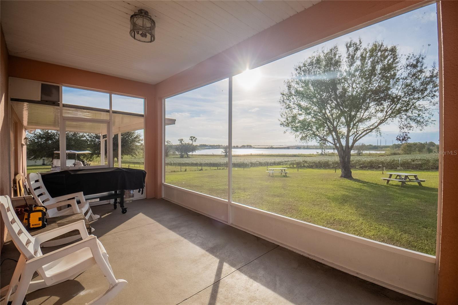 ALTURAS DEV CO SUB - Residential