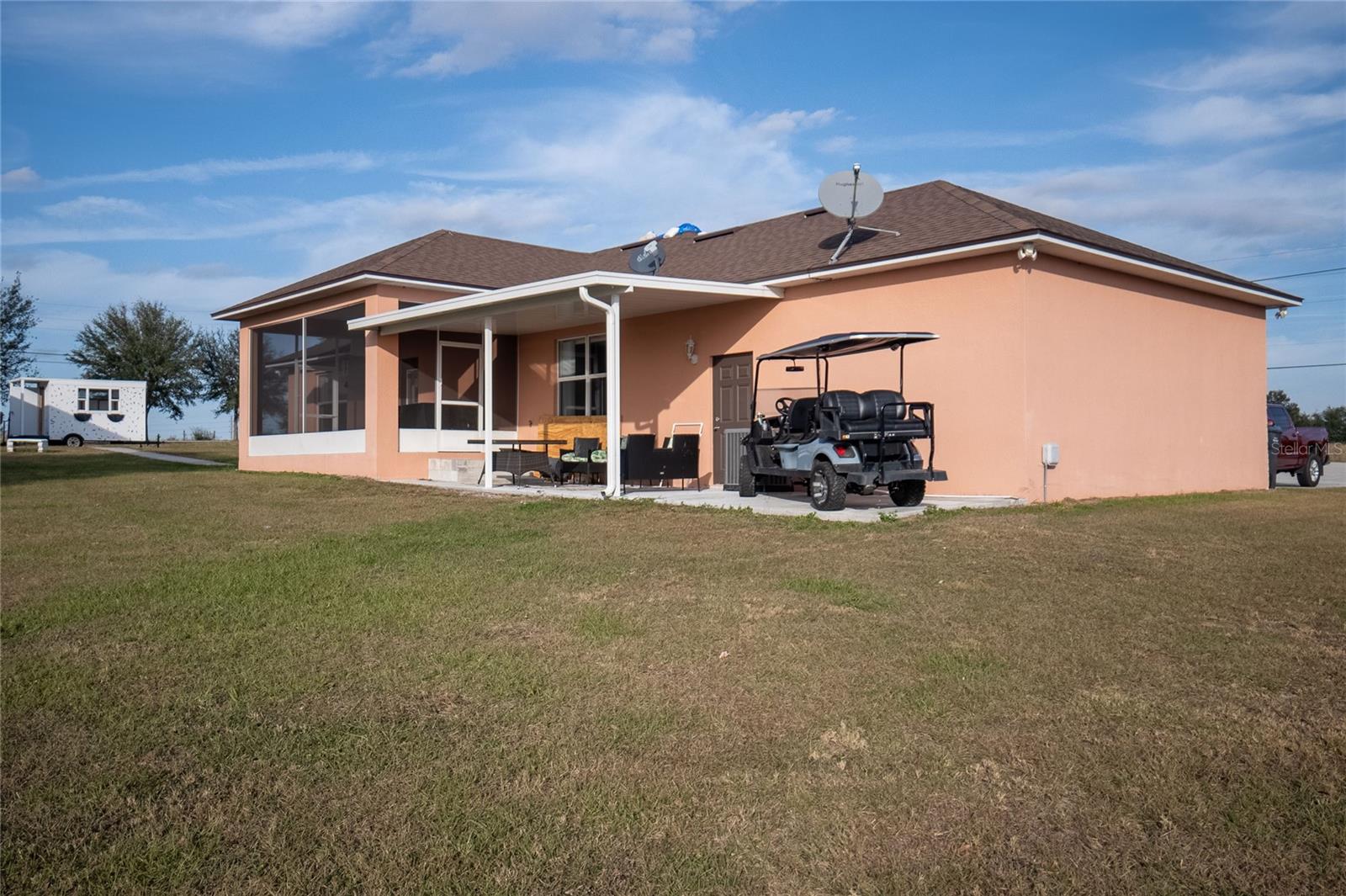 ALTURAS DEV CO SUB - Residential