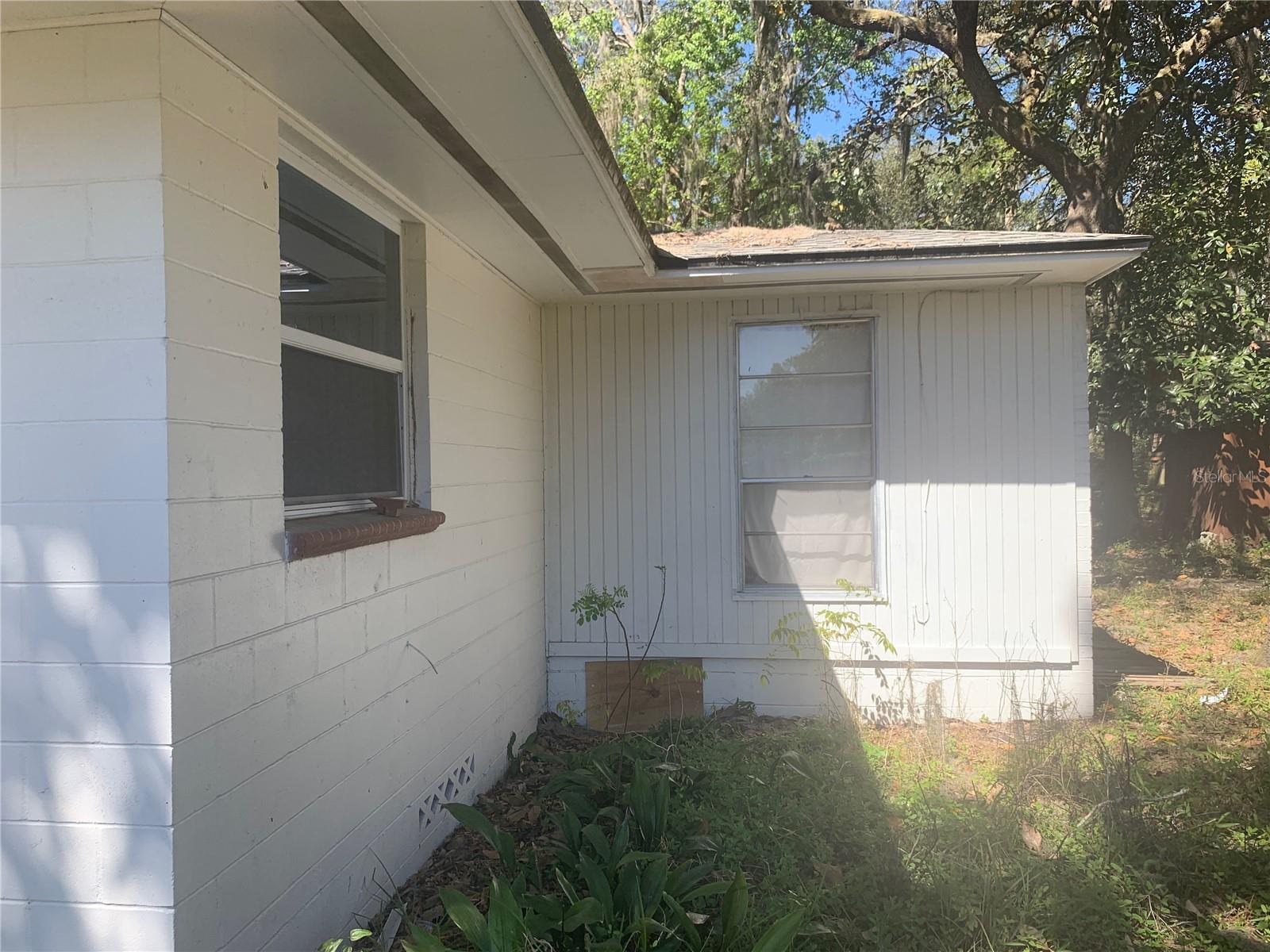 DOCTORS LAKE ESTATES - Residential