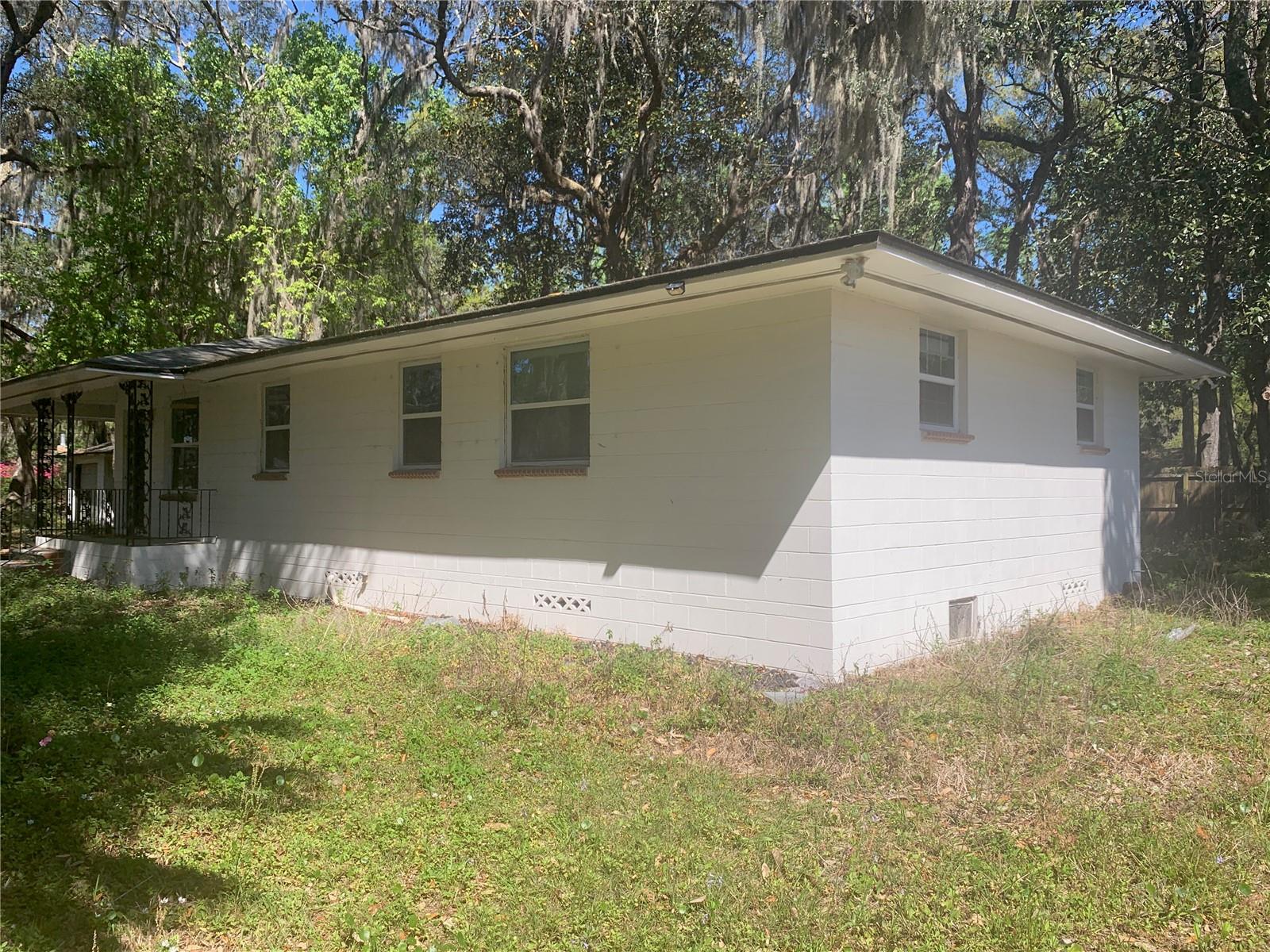 DOCTORS LAKE ESTATES - Residential