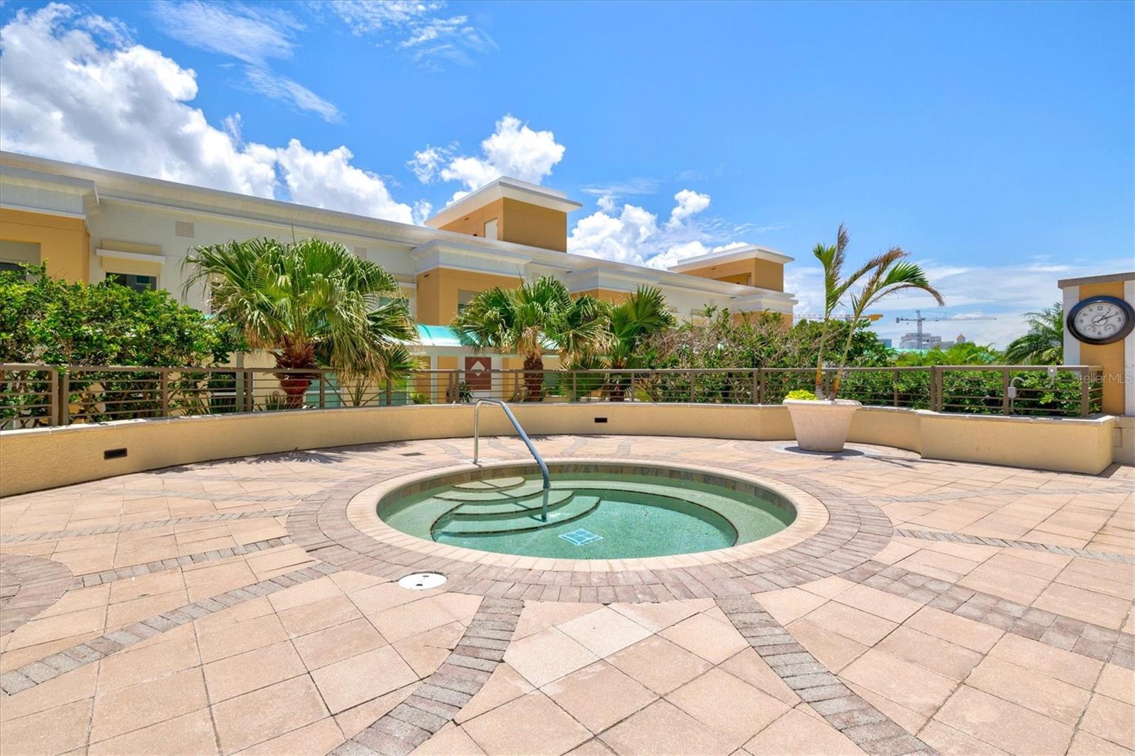 ALINARI - Residential