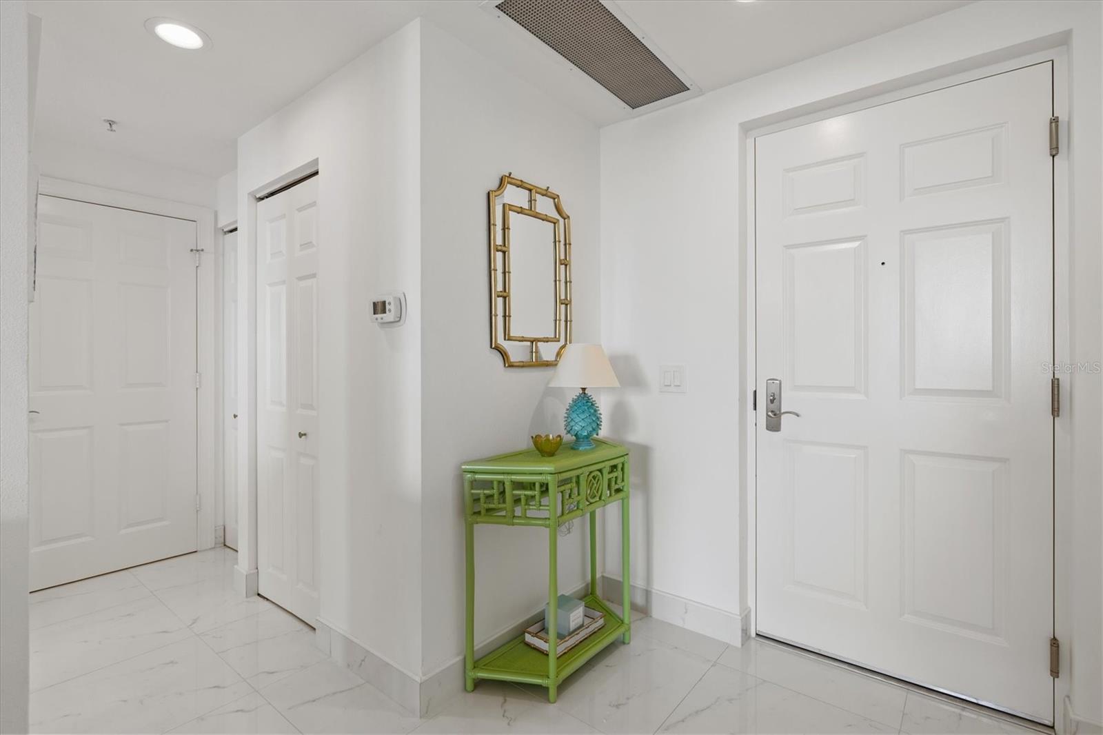 800 N TAMIAMI TRAIL 1111