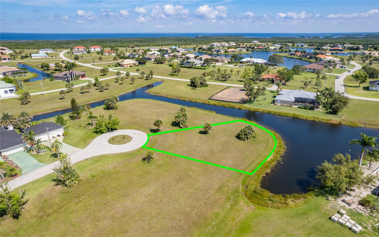 PUNTA GORDA ISLES SEC 21 - Land