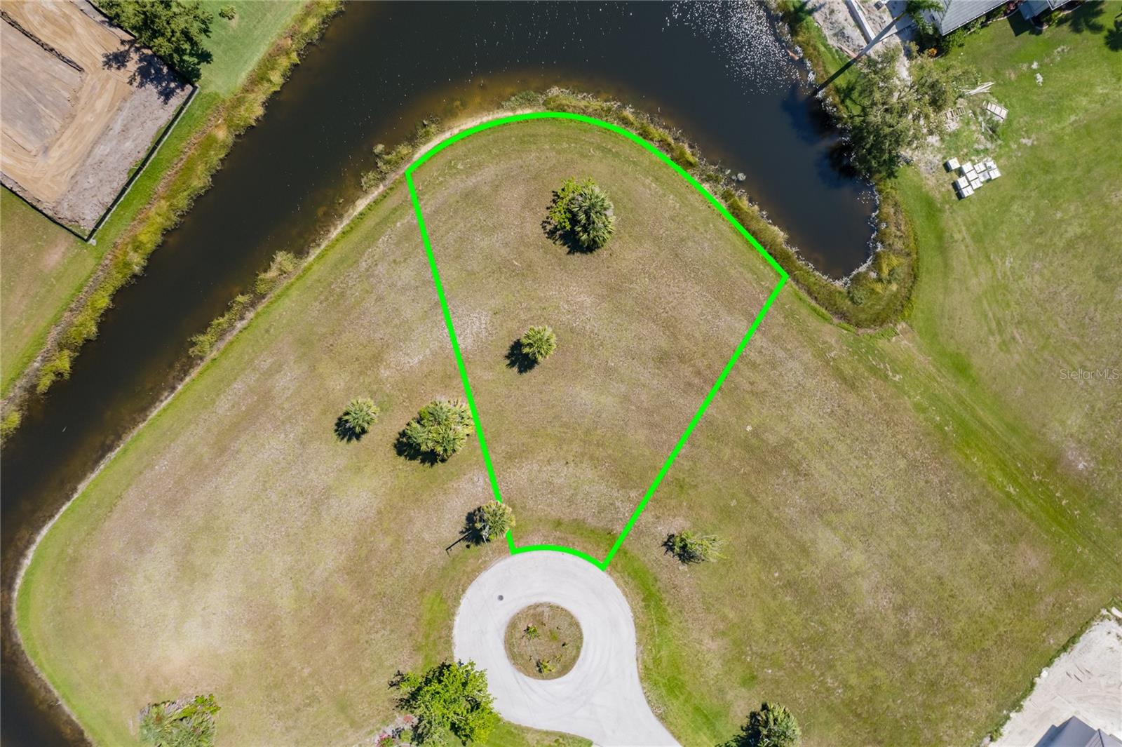 PUNTA GORDA ISLES SEC 21 - Land