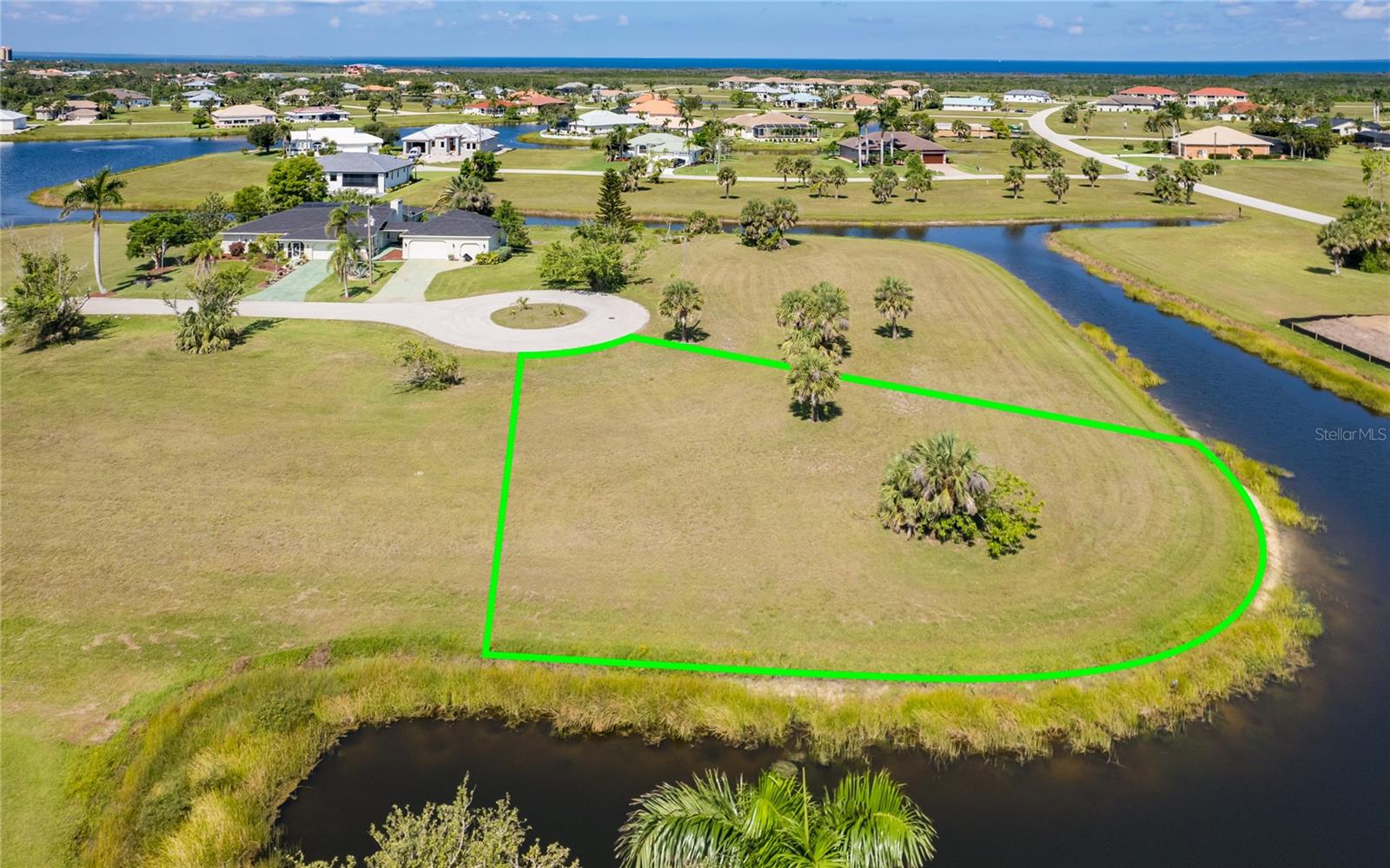 PUNTA GORDA ISLES SEC 21 - Land