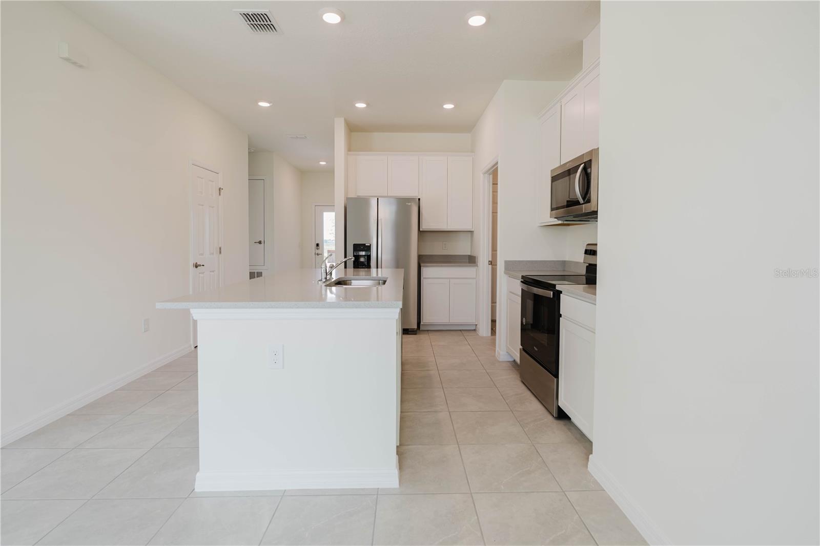 EDEN HILLS - Residential