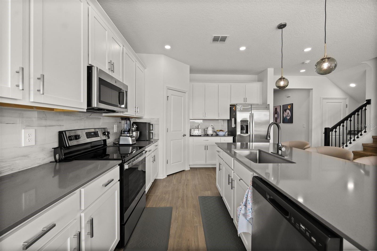 STOREY GROVE PH 5 - Residential Lease