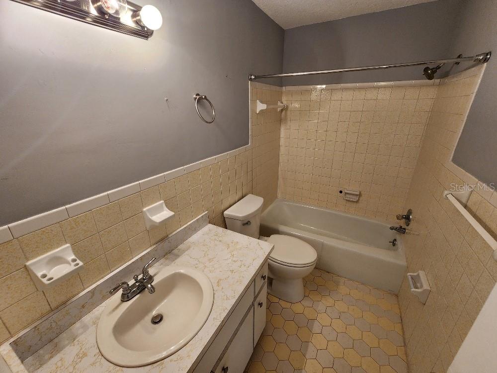 NEW SMYRNA BEACH - Residential