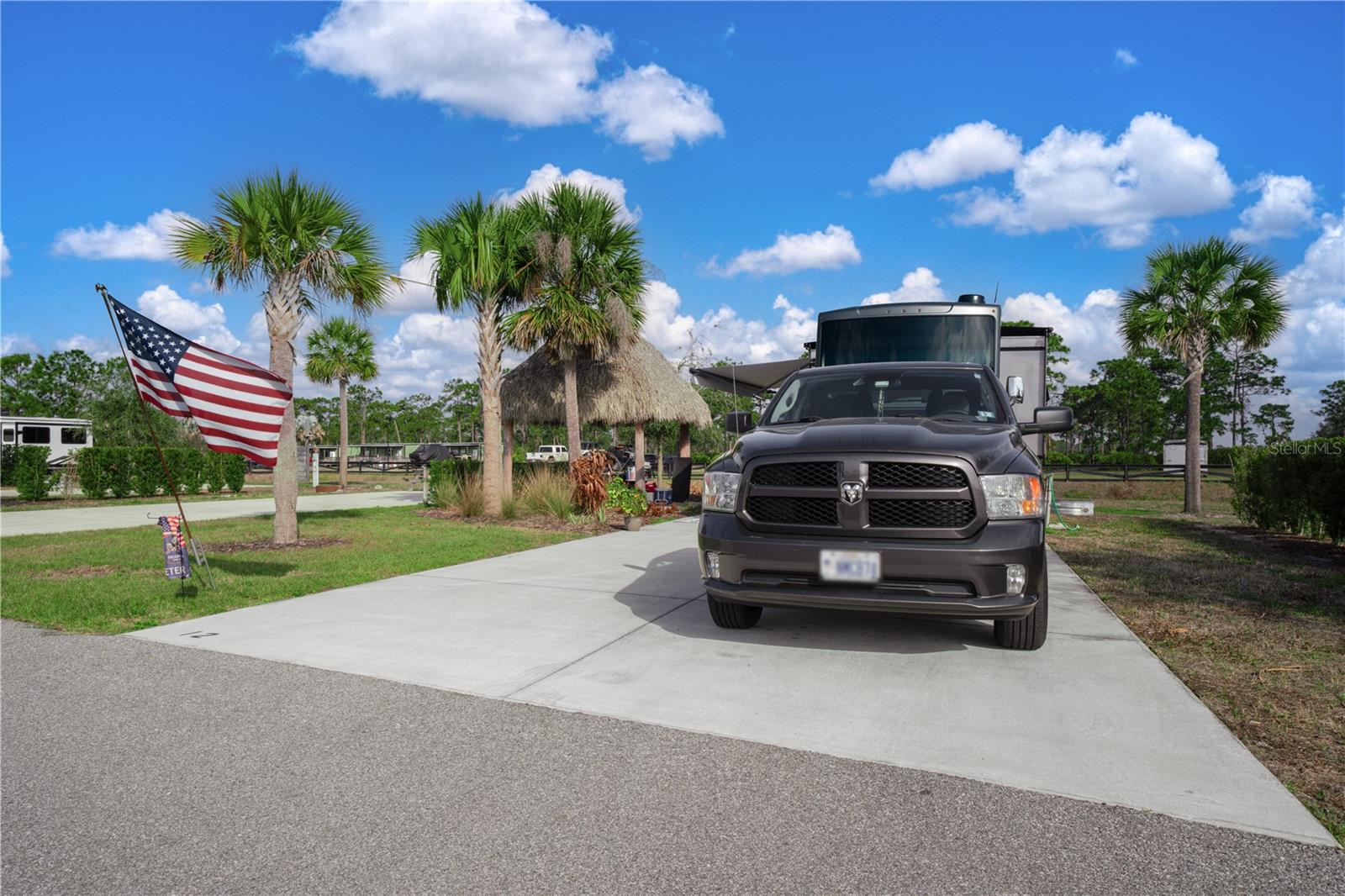 NONRESIDENTIAL CONDO - Land