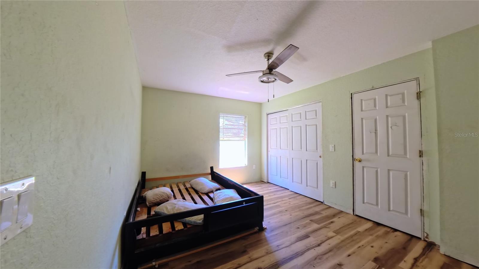 LEESBURG HANSONS ADD 01 - Residential