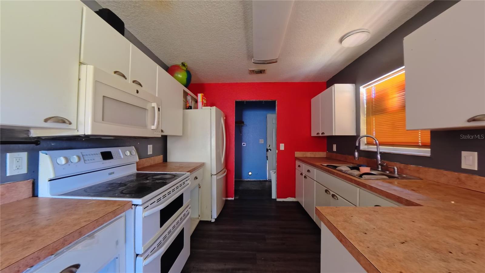 LEESBURG HANSONS ADD 01 - Residential