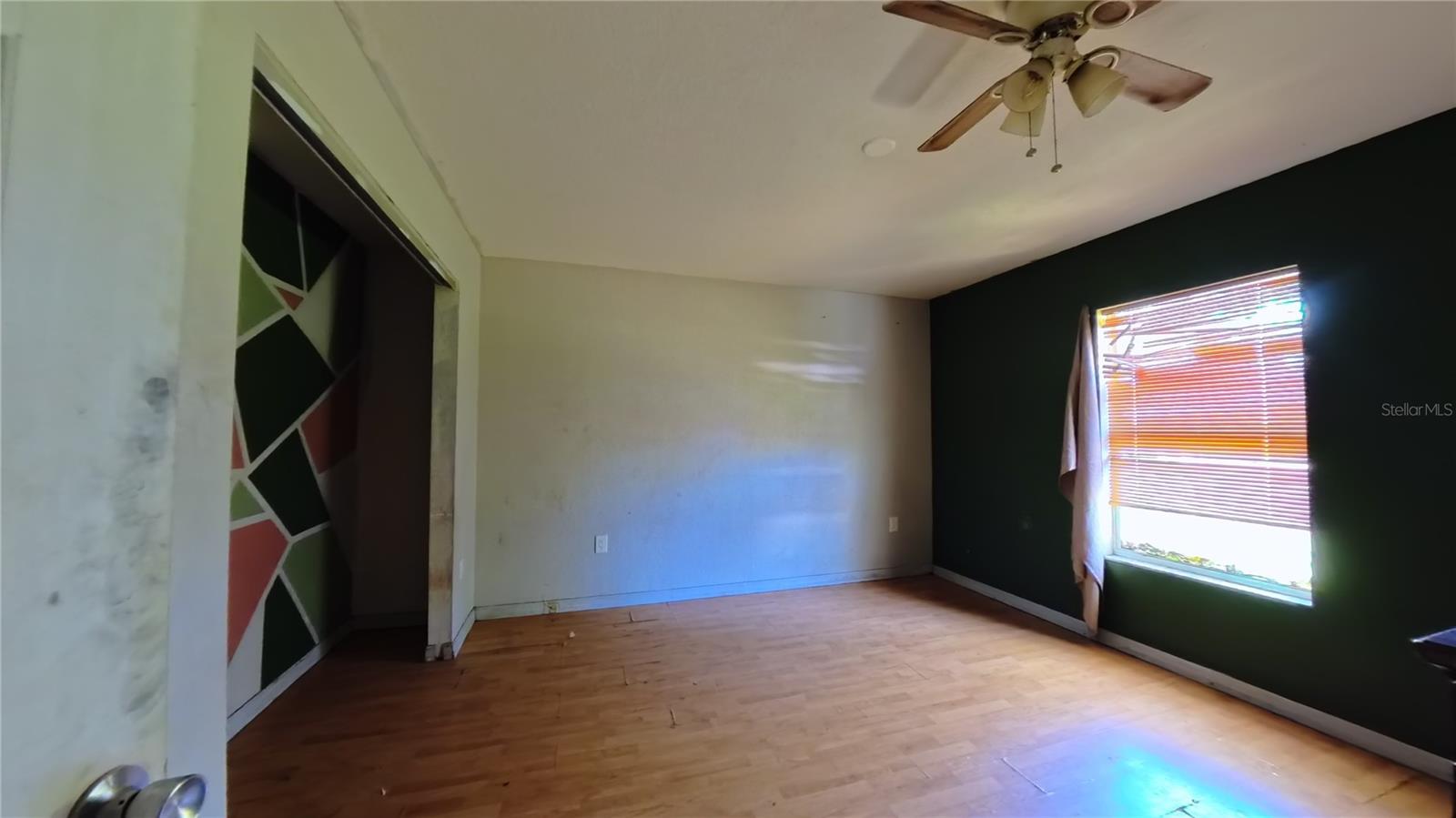 LEESBURG HANSONS ADD 01 - Residential