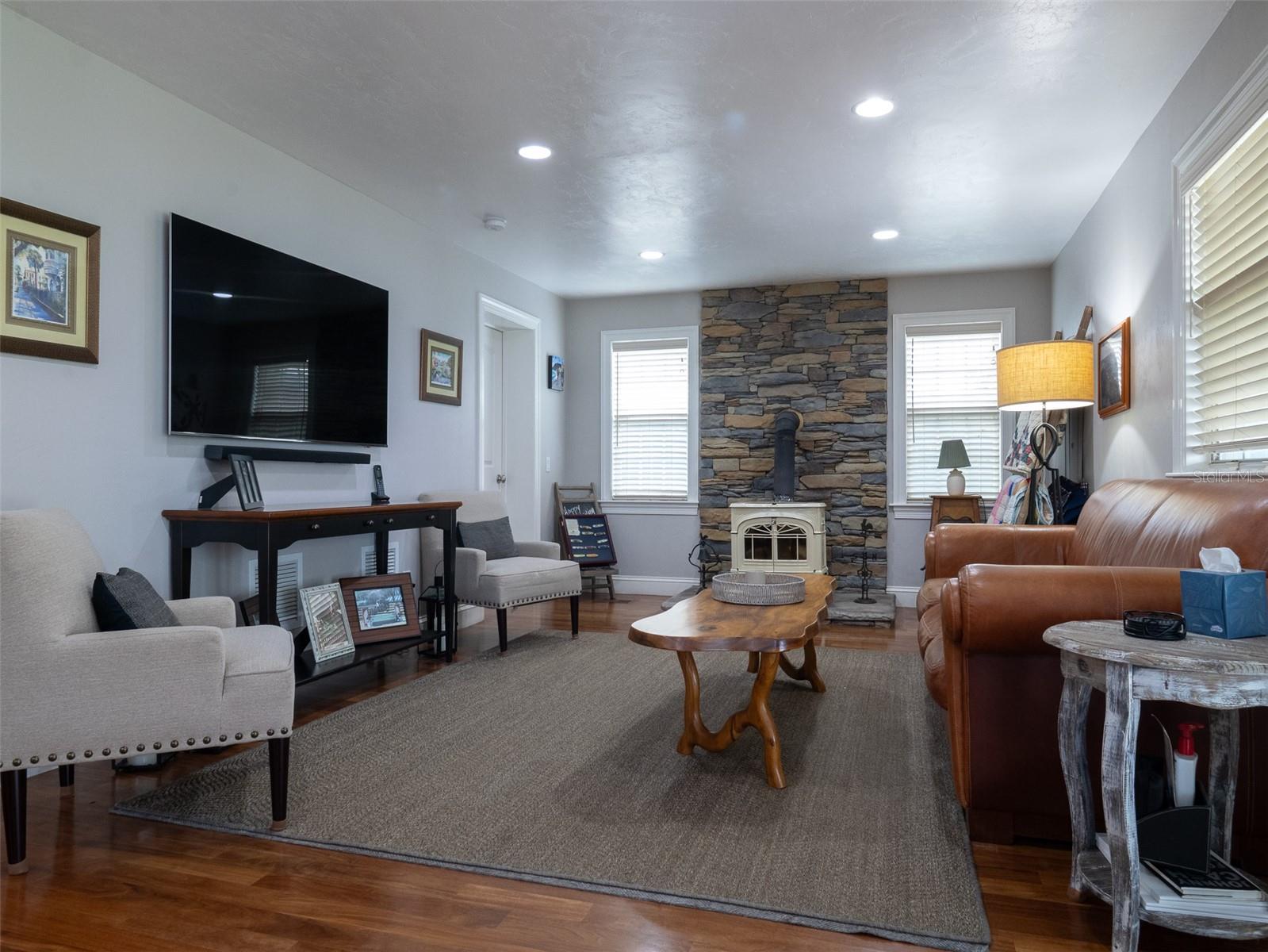 SOUTHERN VIEW FARM - Residential