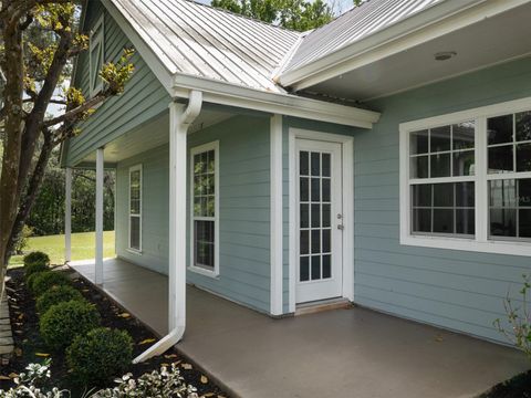 Tiny photo for 8393 NW 110th Street, Reddick, FL 32686 (MLS # OM711636)