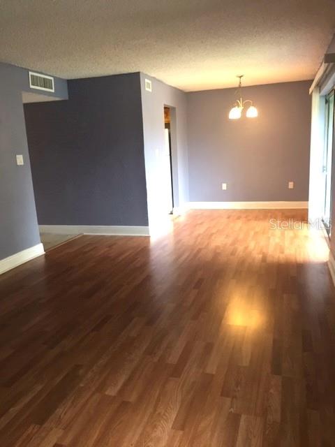 MILLENIUM PALMS BLDG 4757 - Residential